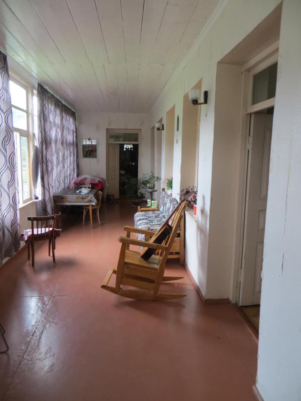 Marina Chartolani'S Guest House Mestia Luaran gambar