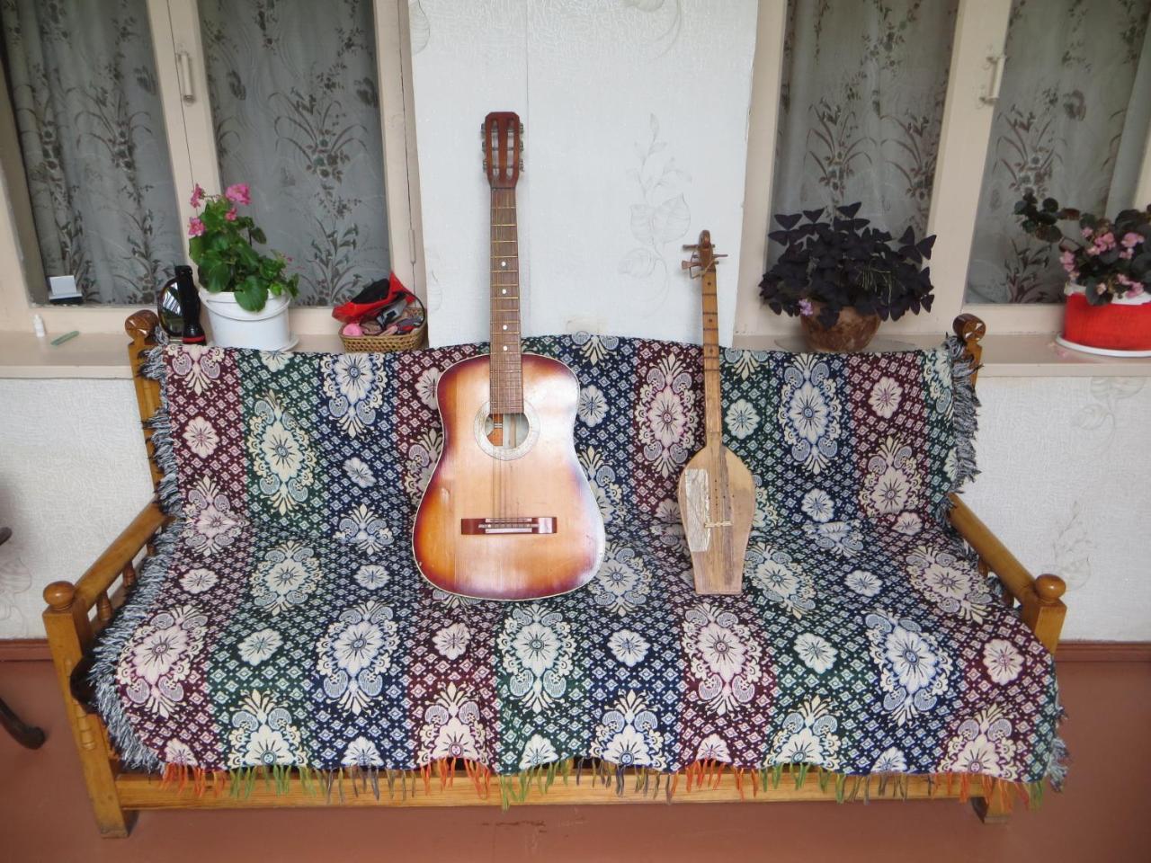 Marina Chartolani'S Guest House Mestia Luaran gambar
