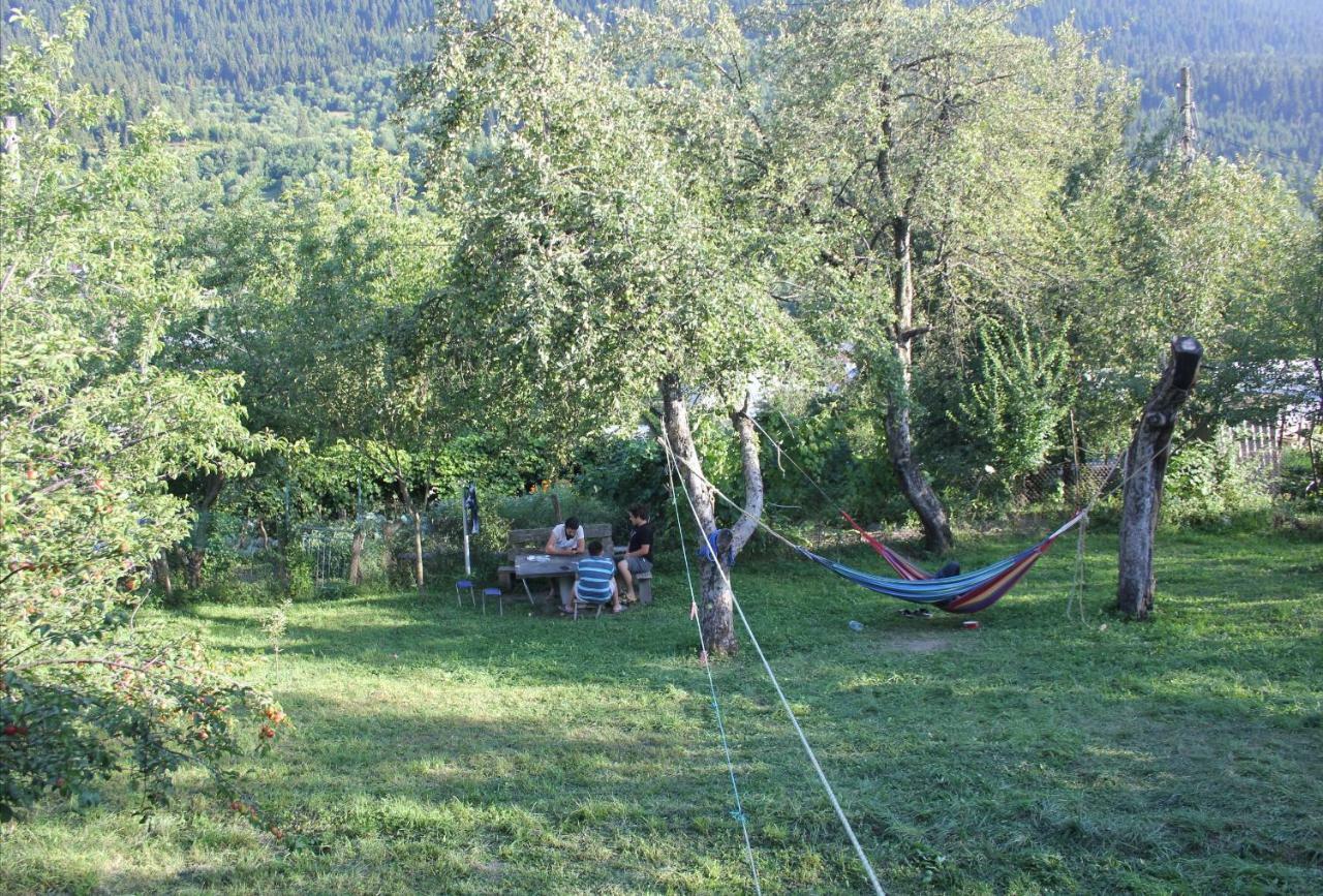 Marina Chartolani'S Guest House Mestia Luaran gambar