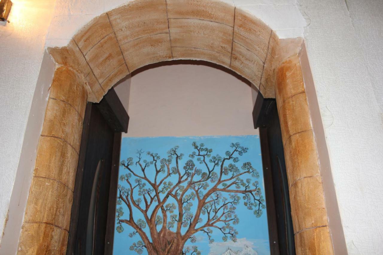 Marina Chartolani'S Guest House Mestia Luaran gambar