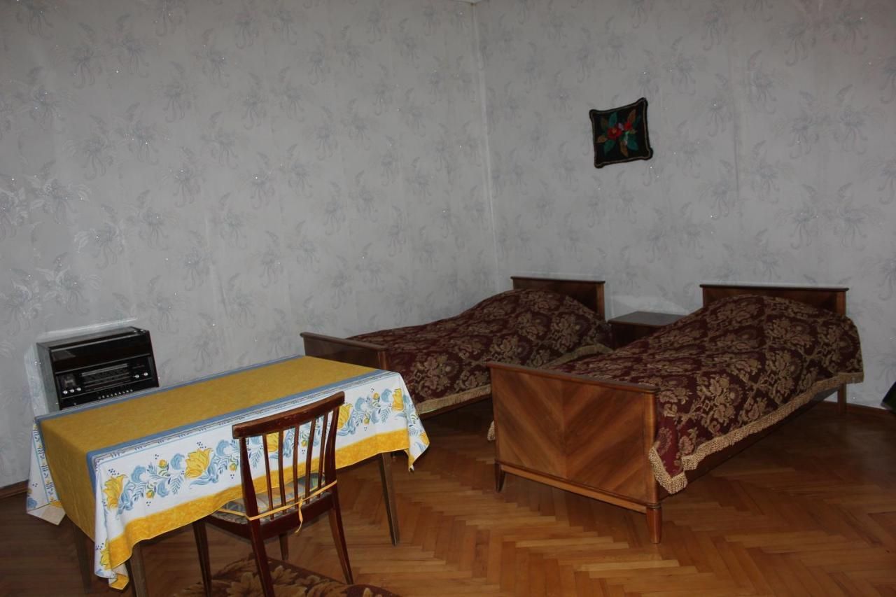 Marina Chartolani'S Guest House Mestia Luaran gambar